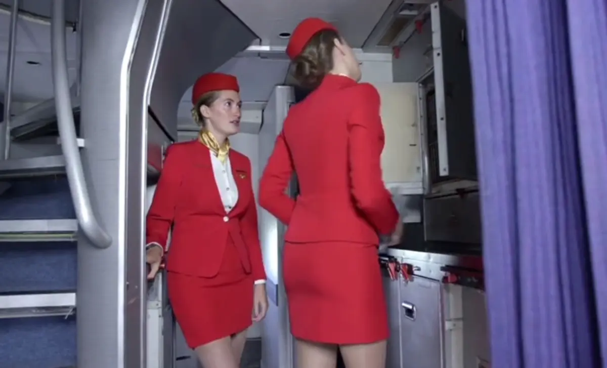 《法国空姐2019(多塞尔航空)》资源下载-手机免费观看全集-法国空姐高清完整版在线观看