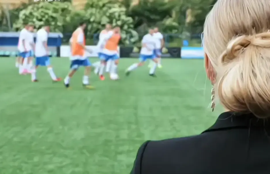 法国电影《Footballers'Moms》免费在线观看-足球队的女老板们高清完整版-无广告全集播放